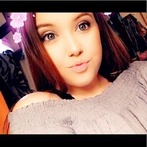 Meet your Posher, Micaela